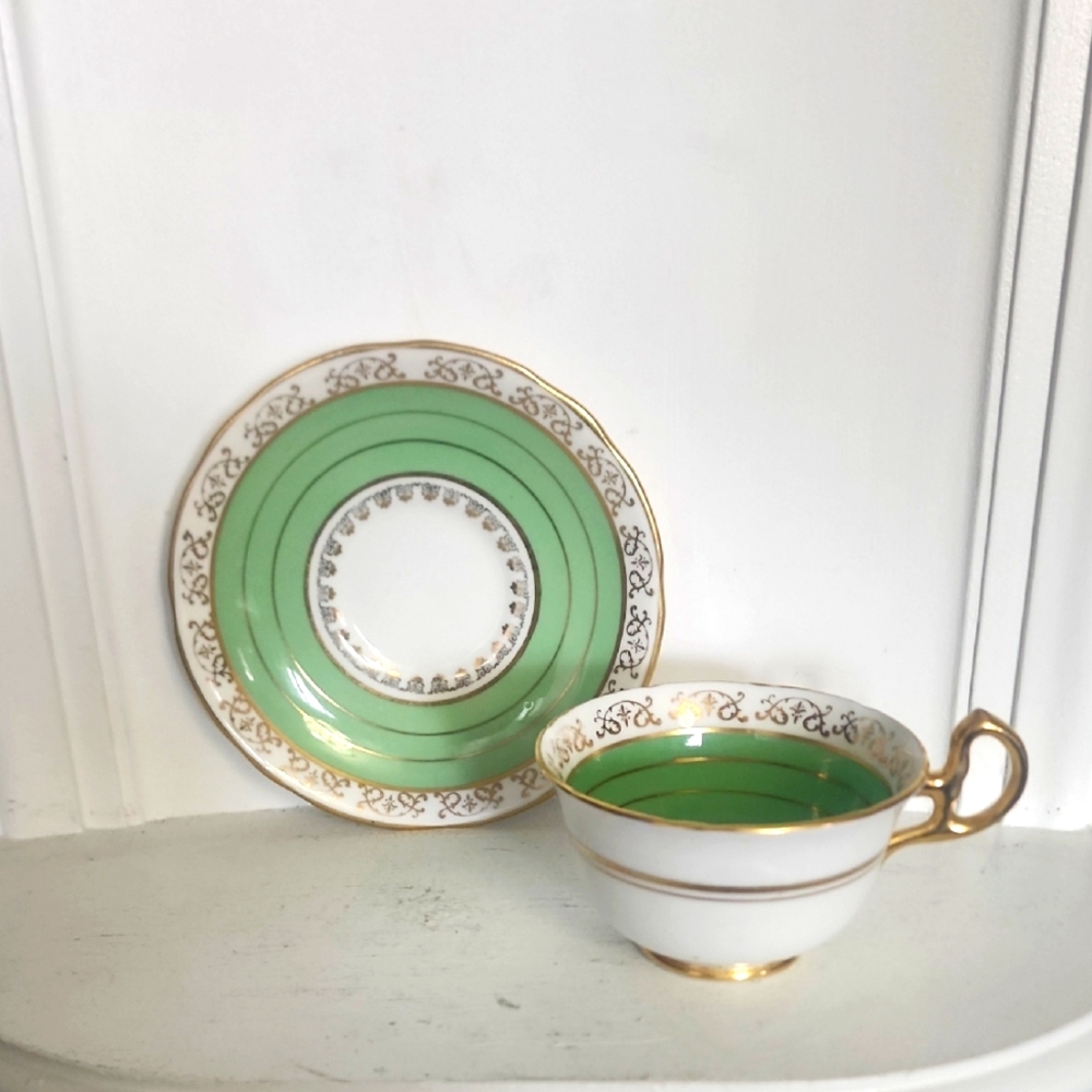 Royal Stafford Gold Scrolls And Emerald Green Bone China Tea Cup And Sau…